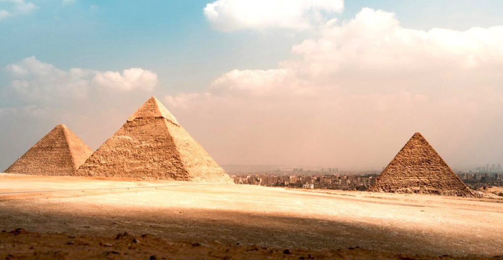 Day Tour to the Pyramids of Giza and the Sphinx – Cairo